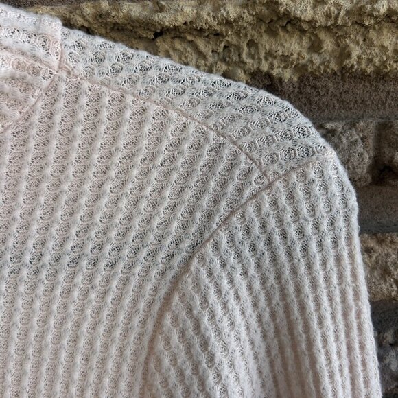 Sanctuary Light Pink Lettuce Edge Mock Neck Textured Sweater Size Small - Picture 2 of 6